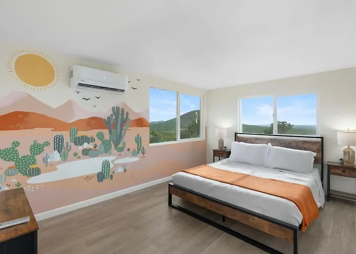 Tranquil 12-acre Haven By Grand Canyon Awaits Holiday home