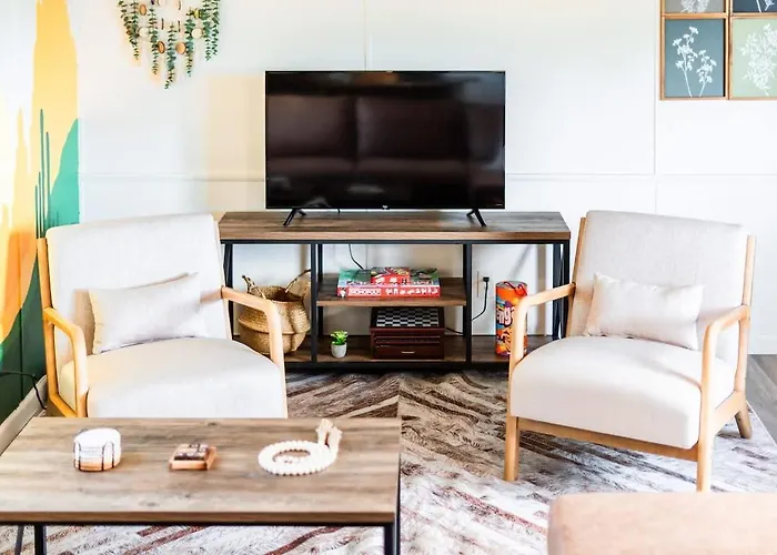 Tranquil 12-acre Haven By Grand Canyon Awaits Holiday home