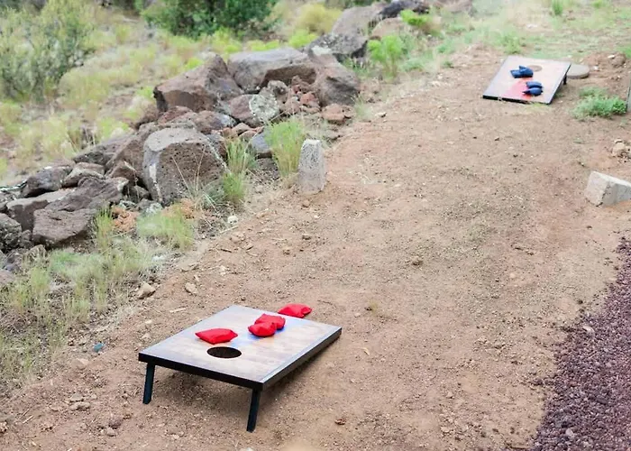 Tranquil 12-acre Haven By Grand Canyon Awaits